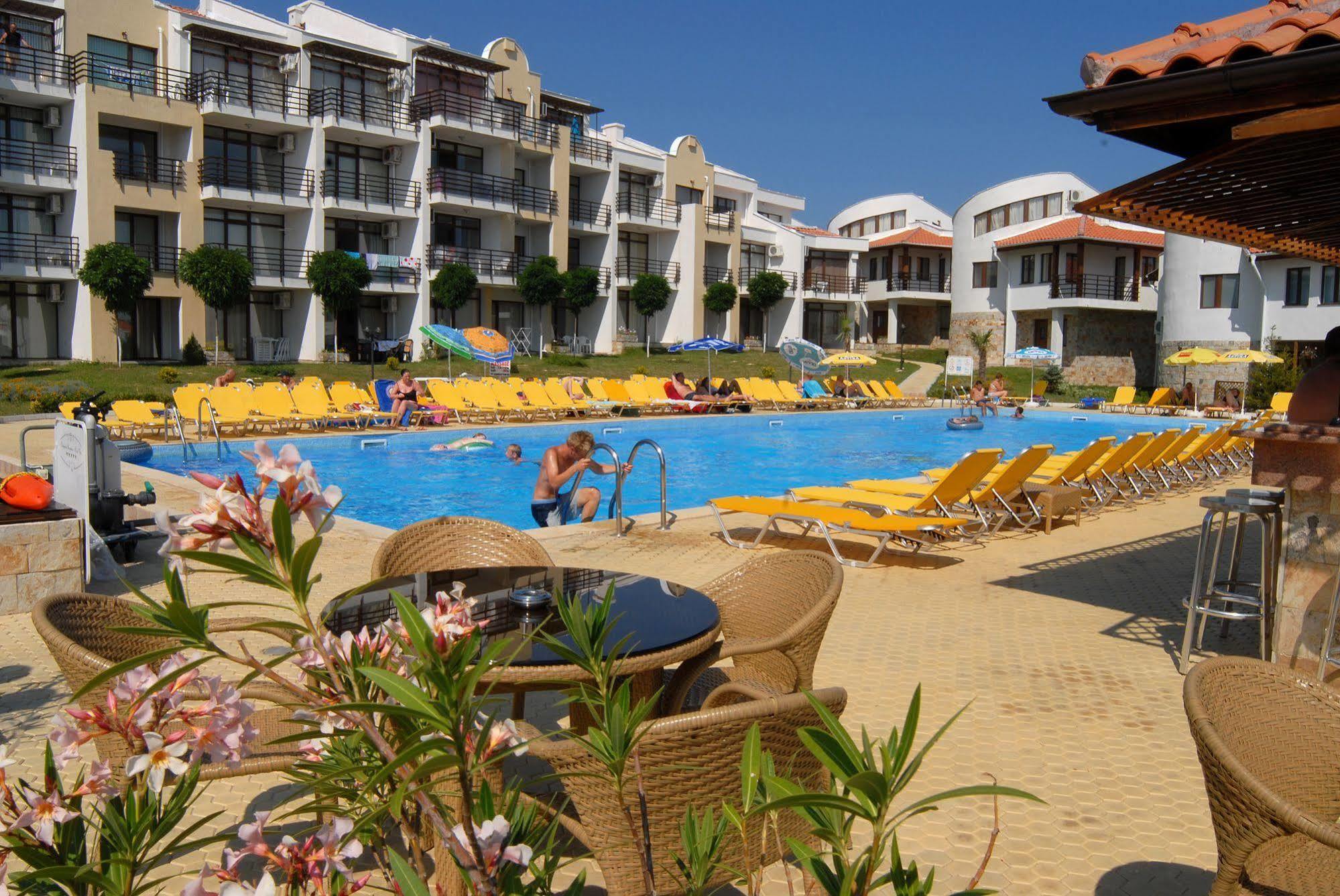 Diamond Apartments Свети-Влас Экстерьер фото